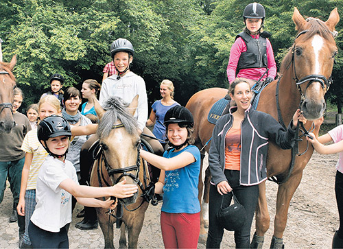 Jugendförderung mit Pferden: Der Darmstädter Reiterverein wurde von der Sportstiftung ausgezeichnet. Archivfoto: Roman Größer [klicken für größeres Bild]